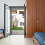 Villa Con Piscina By Budoniaffiti Budoni